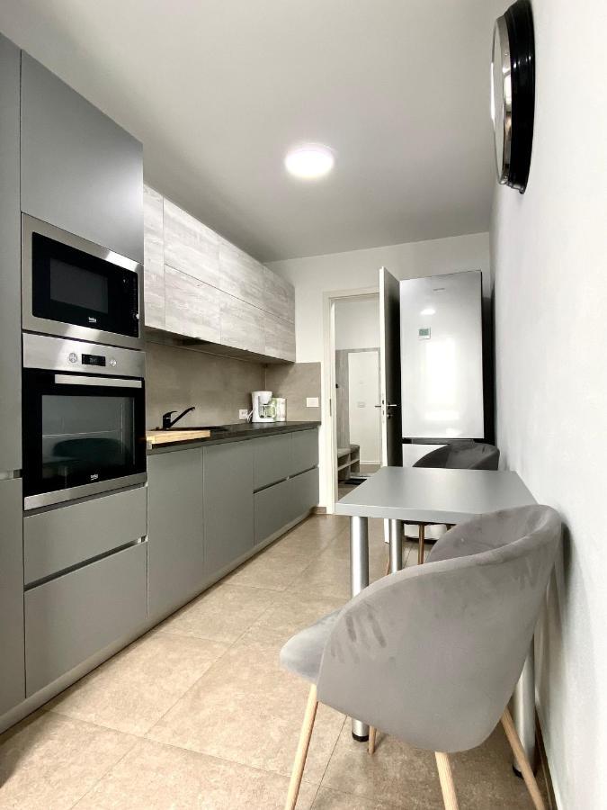 בראשוב Astoria Apartment - Pet Friendly מראה חיצוני תמונה