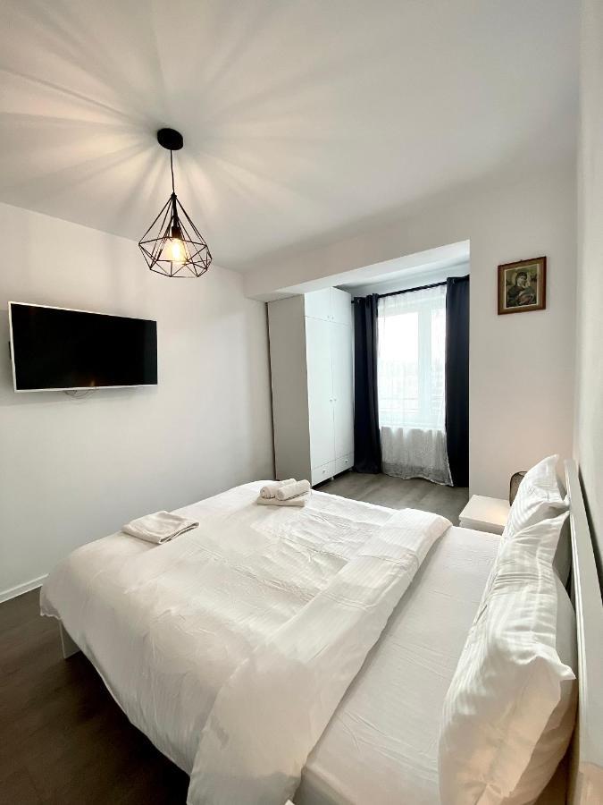 בראשוב Astoria Apartment - Pet Friendly מראה חיצוני תמונה