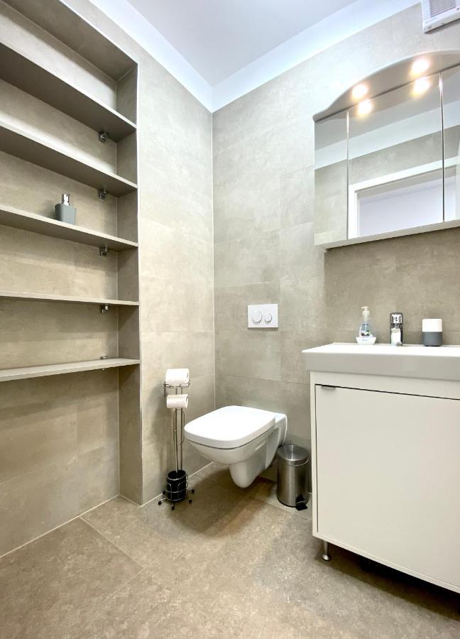 בראשוב Astoria Apartment - Pet Friendly מראה חיצוני תמונה